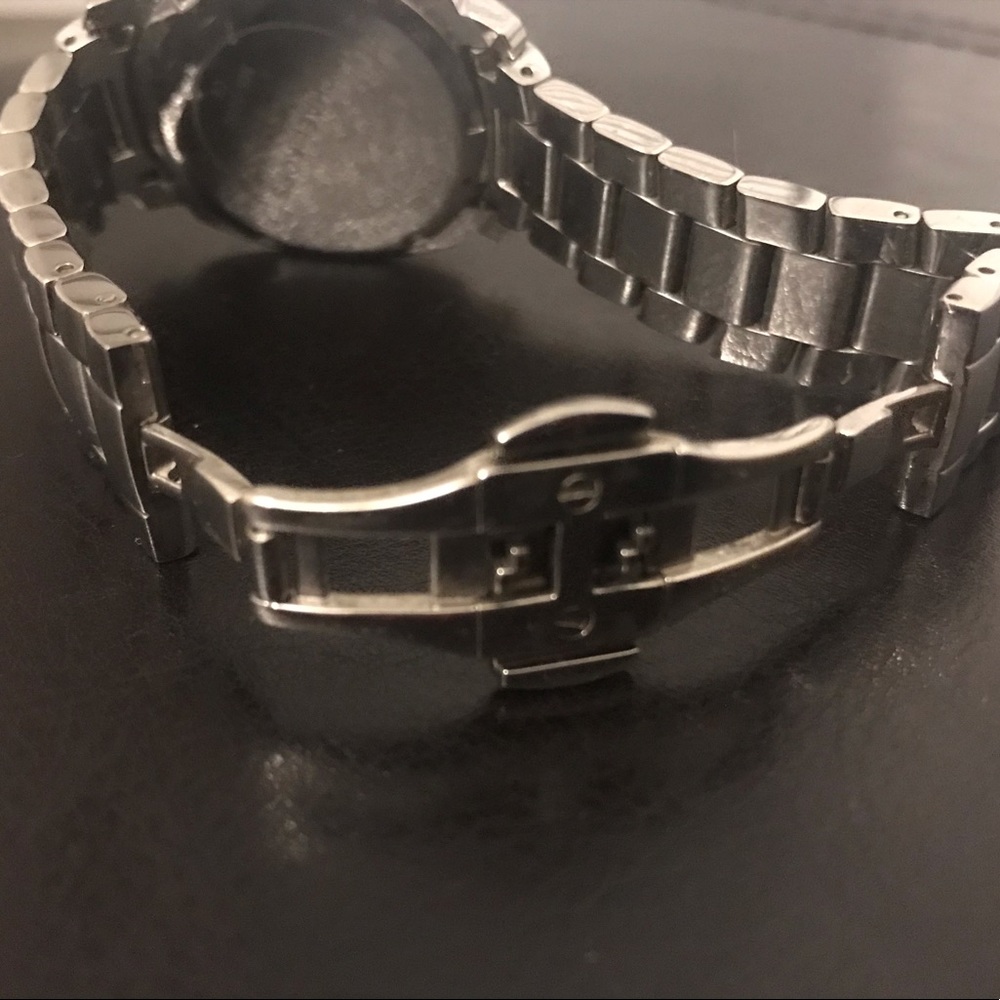 Michael Kors Watch - Picture 3 of 5